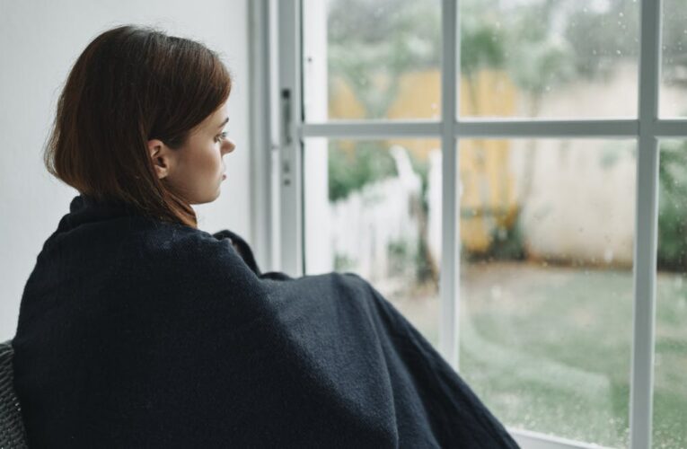 Lockdowns make people lonely. Here are 3 steps we can take now to help each other