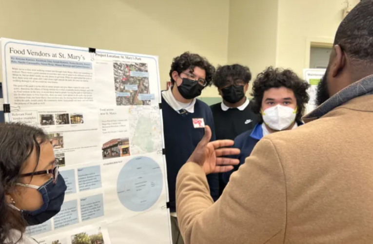 Bronx high school students get a crash course in urban planning